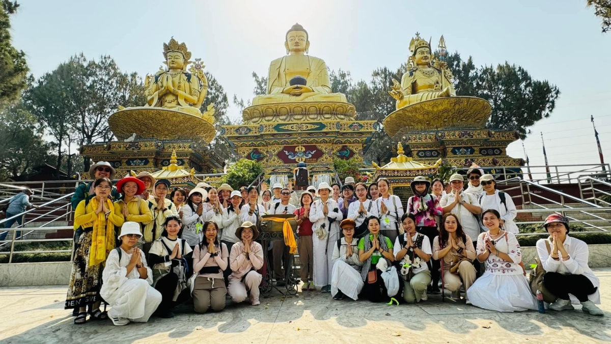 TỊNH NEPAL 2024: 13 VÒNG KORA ĐẦY Ý NGHĨA TẠI SWAYAMBHUNATH