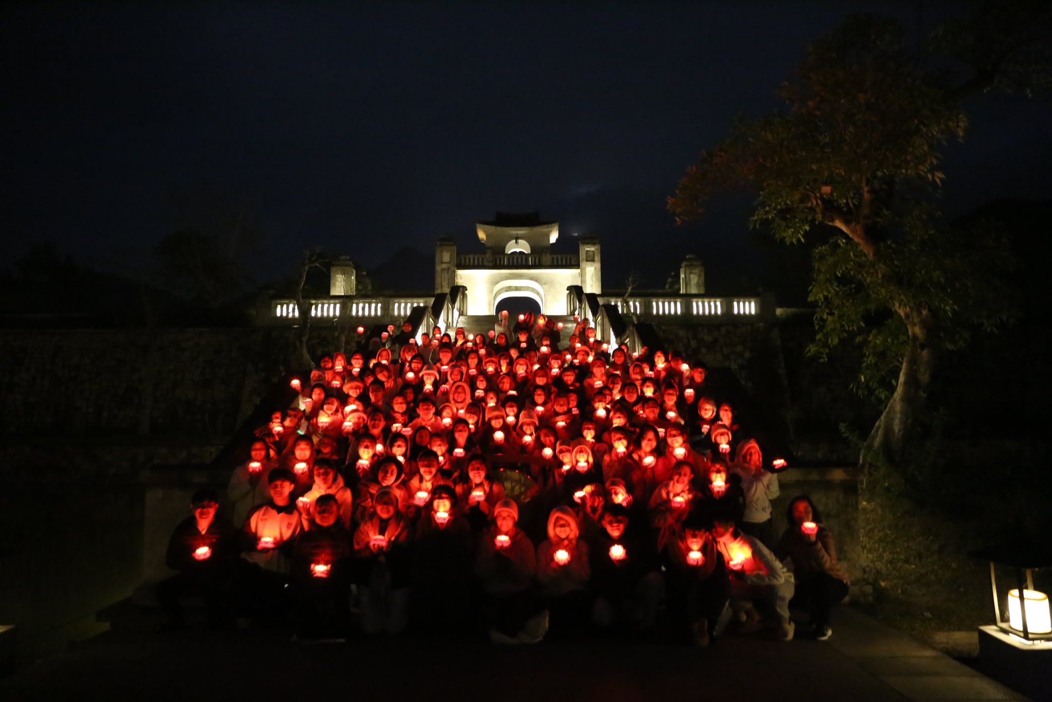 ÁNH ĐÈN TRỜI YÊN TỬ 2026