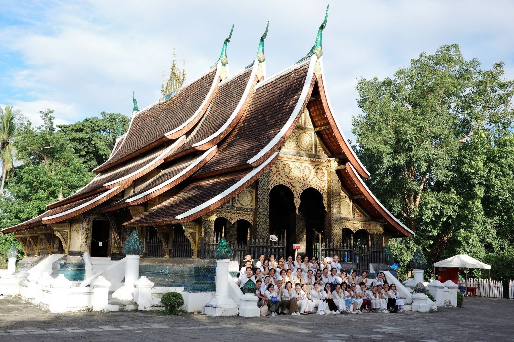 HÀNH TRÌNH AN LÀO – NÉT ĐẸP CỦA SỰ BÌNH LẶNG